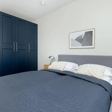 Nowoczesny Apartament Z Balkonem I Parkingiem By Rent Like 아파트 *